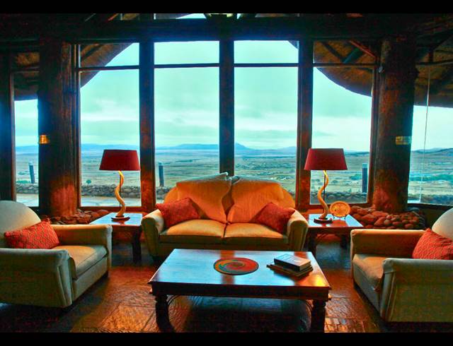 2,650M² LODGE FOR SALE IN SUNRISE
